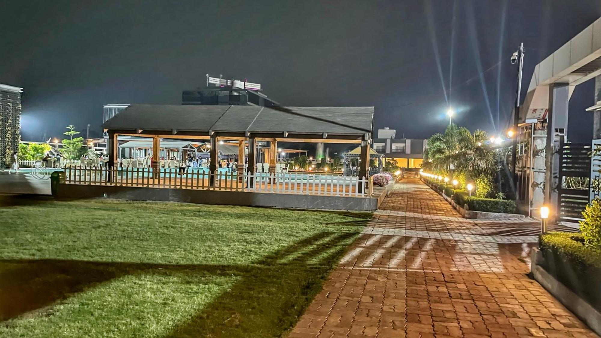 Kanke Resort Ratu Екстер'єр фото